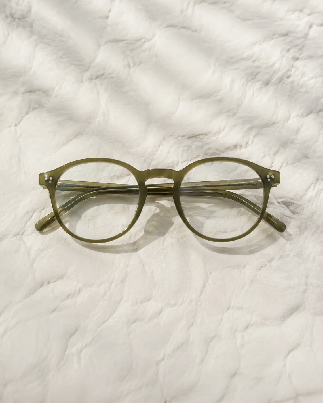 Daylight in Olive with Clear lenses