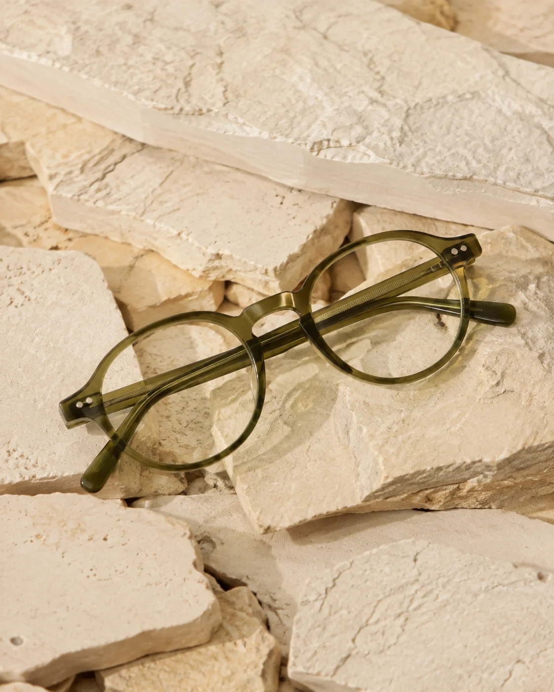 Daylight in Olive with Clear lenses