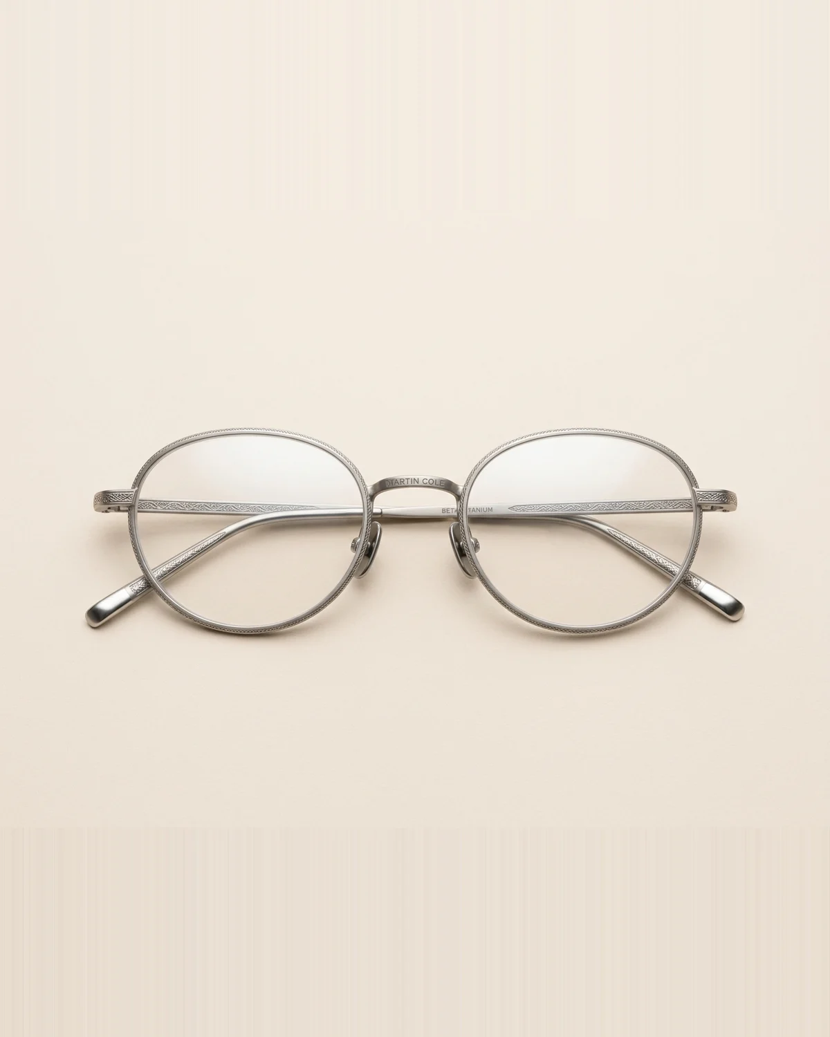 Filigree Oval in Matte Silver Filigree with Clear lenses