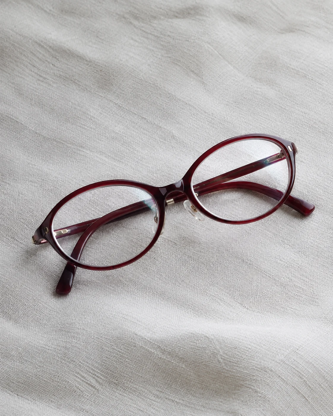 Soft Focus in Burgundy with Clear lenses