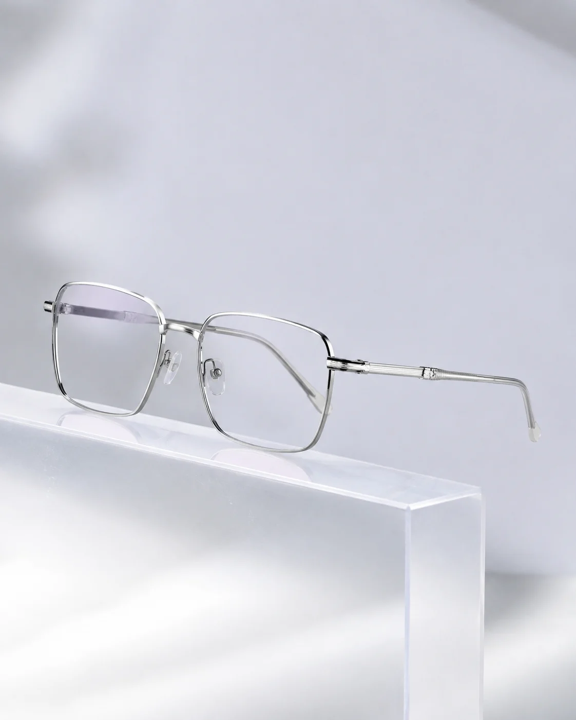 Studio 01 in Silver with Clear lenses
